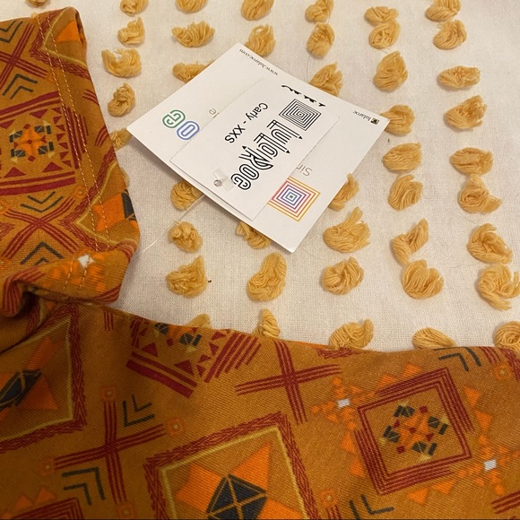 NWT LuLaroe Carly Swing Dress Size XXS pattern design - Picture 6 of 6